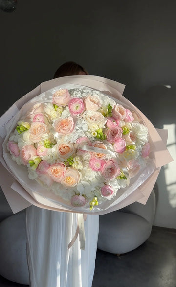 Rosé Petal Harmony